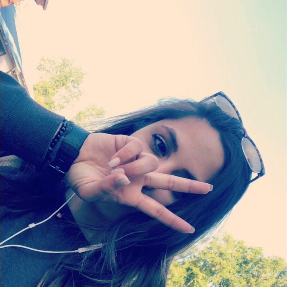 Meet your Posher, Jamie